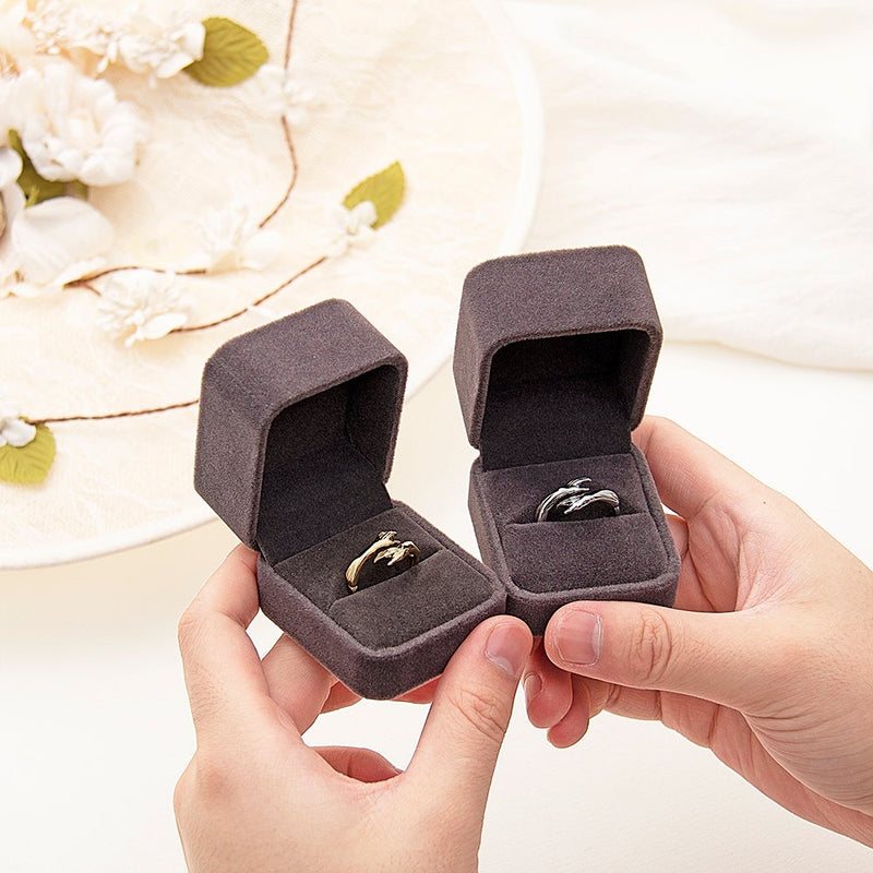 2022 New-Couple Hug Ring Romantic Gift
