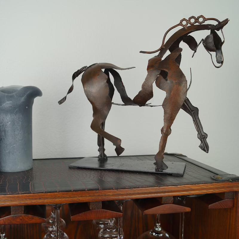 New Horse Sculpture “Adonis”